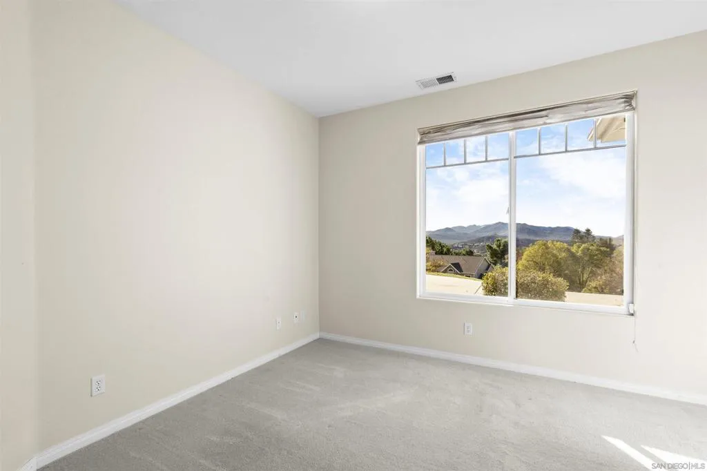 24534 Rutherford Rd, Ramona, California 92065 home-pic-5